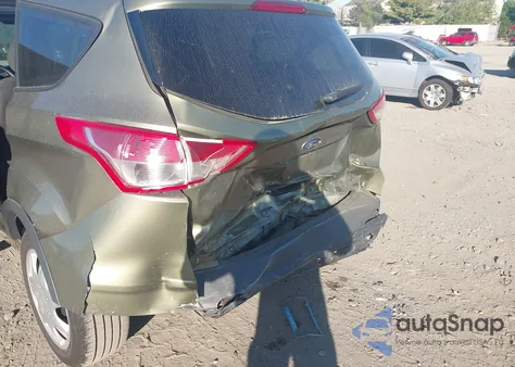 2014 Ford Escape S from USA, damaged, VIN 1FMCU0F7XEUB45743